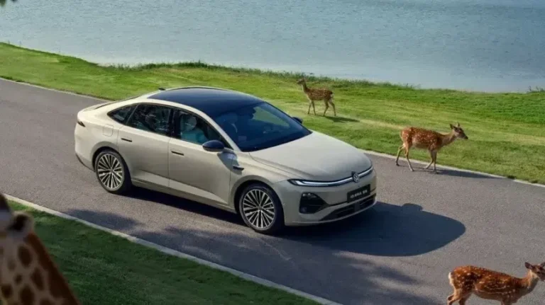2000 кілометрів без зупинки на заправку: Volkswagen показав гібридний седан ID. Era 5S