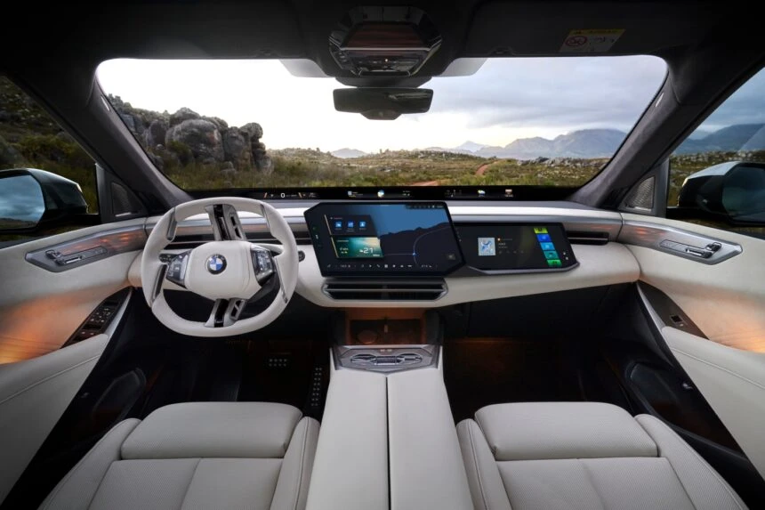 BMW почала показувати рекламу на екранах авто молодше 6 років