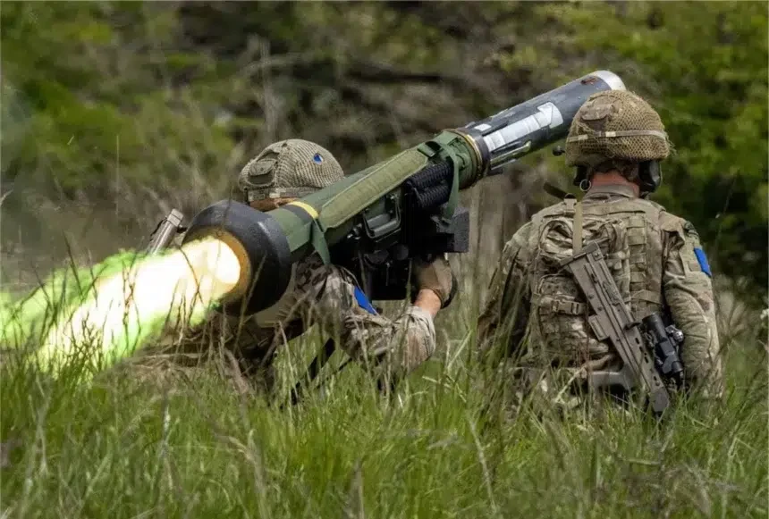 Javelin отримає нову «голову»: армія США удосконалює ракету, яку найбільше стріляли в Україні
