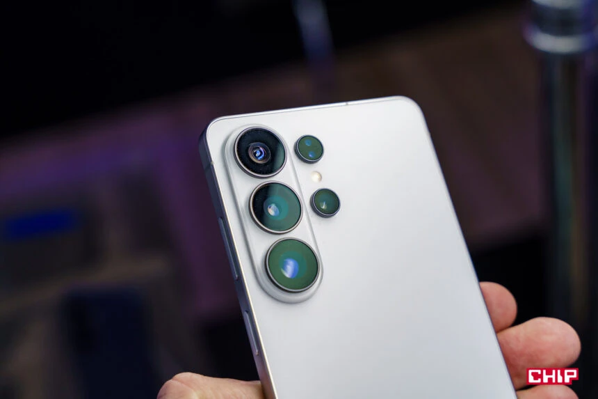 Samsung Galaxy S27 Ultra може змінитися до невпізнаваності: новий витік залишив загадку з камерами
